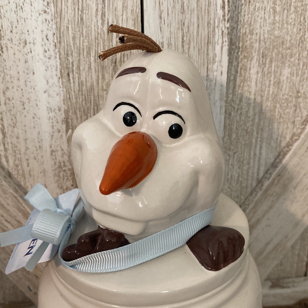 Rae Dunn Disney Frozen Olaf I Like Warm Hugs Canister - Picture 2 of 4